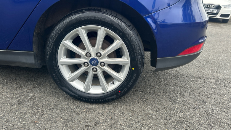 Ford Focus 1.0 EcoBoost 125 Titanium 5dr Petrol Hatchback